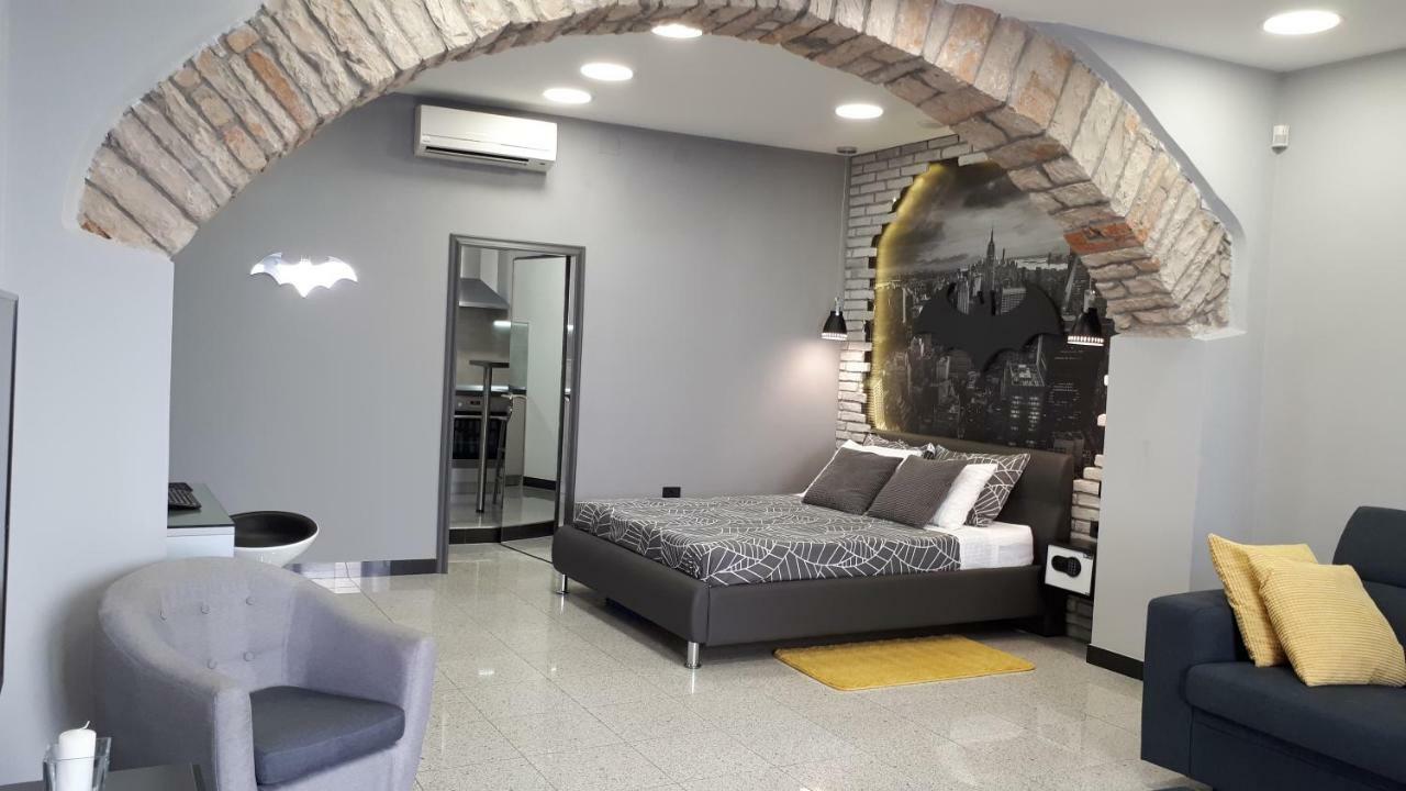 Appartement Batcave à Pula Extérieur photo